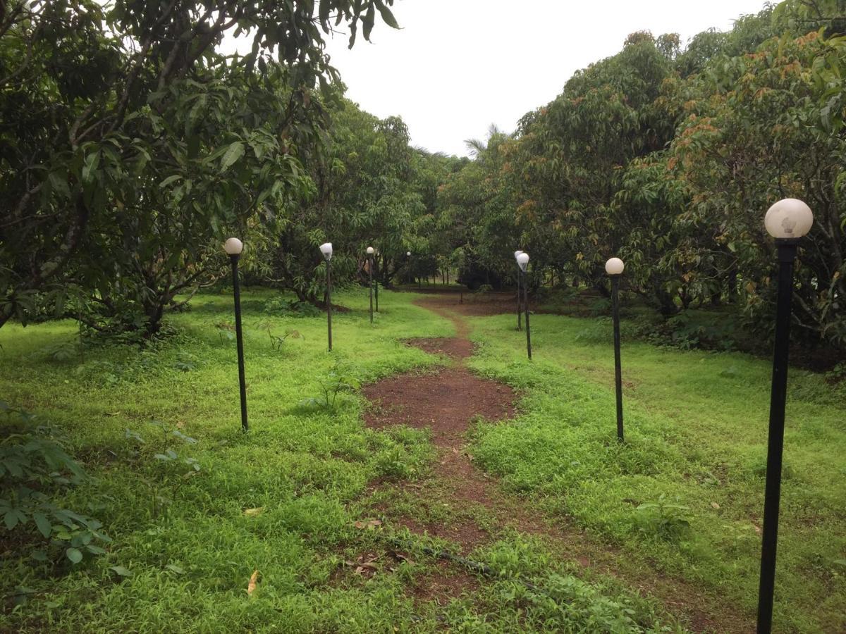 Misty Woods Eco Cottages Harihareshwar Eksteriør billede